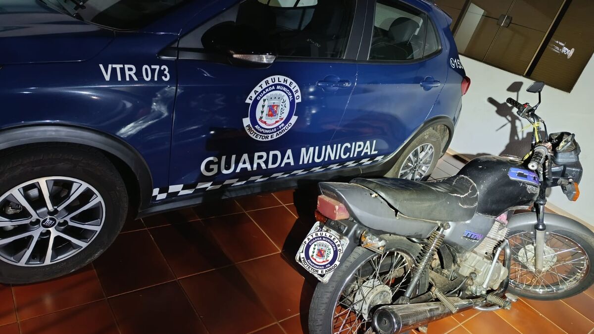 GM de Arapongas apreende moto irregular no centro da cidade