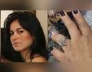 Mãe de Eliza Samudio recebe pertences da filha 15 anos após o crime