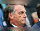 Polícia Federal encontra dólares na casa de Bolsonaro