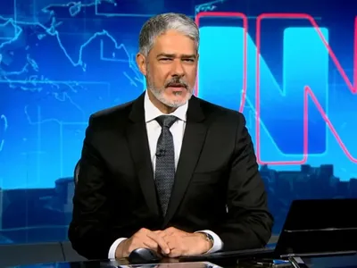 A Globo deseja manter o jornalista nos bastidores da redação, fora das câmeras, com foco na coordenação editorial.
