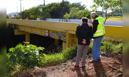 Prefeitura e DER vistoriam viaduto da Guaratinga que foi interditado