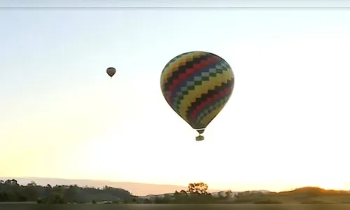 Voos de balão são retomados 11 dias após tragédia em Praia Grande (SC)