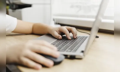 Reino Unido exigirá prova de idade para acesso a sites pornôs