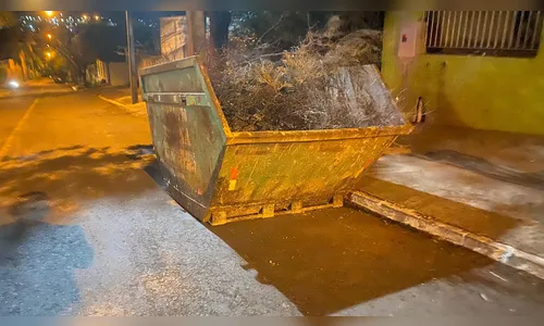 Jovem bate moto em caçamba perto do Jaboti e fica ferido em Apucarana