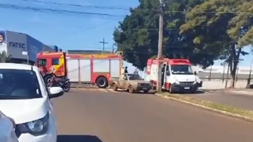 Acidente foi na rotatória frente a Fatec