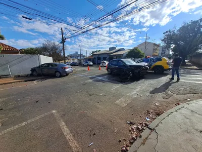 Acidente ocorreu na tarde desta segunda-feira