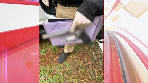 Arma foi apreendida pela Polícia Militar