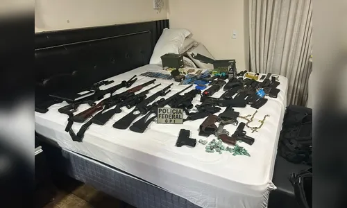 PF apreende 40 armas durante operação em cidades do Paraná e Ceará