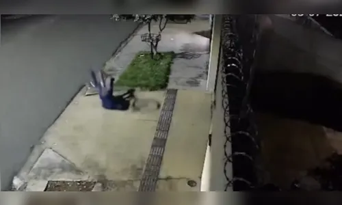 Ciclista perde o controle, cai e sofre parada cardíaca