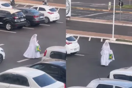 As roupas são feitas por ela mesma, com muito carinho e criatividade