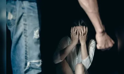 Mulher é violentamente agredida pelo ex-marido em bairro de Apucarana