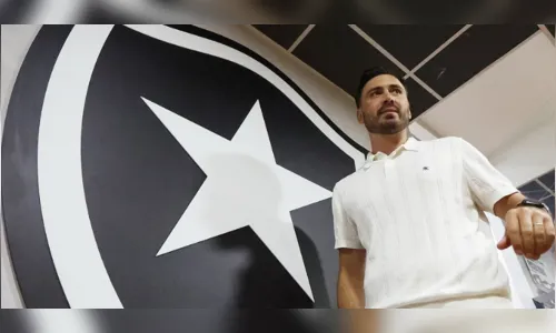 Botafogo anuncia Davide Ancelotti como técnico até 2026