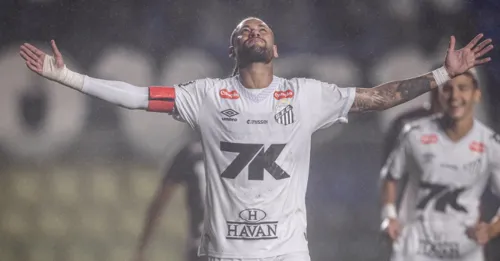 Com quatro vitórias seguidas na Vila Belmiro, Flamengo busca manter liderança diante de um Santos que tenta se distanciar da zona da degola.