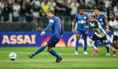 Corinthians contesta decisão do VAR em lance que gerou gol do Bragantino; clube vê erro grave e cobra mais precisão da arbitragem