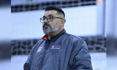 Edgar Almeida deixa o Apucarana Futsal