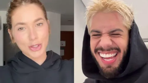 Ele marcou presença com sua família e até posou ao lado da ex-esposa