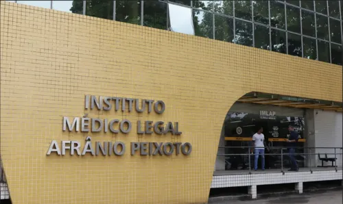 Família da jovem pede que o vazamento da autópsia seja investigado.