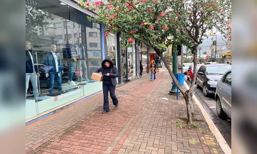 Nova frente fria deve derrubar temperaturas nesta semana no Paraná