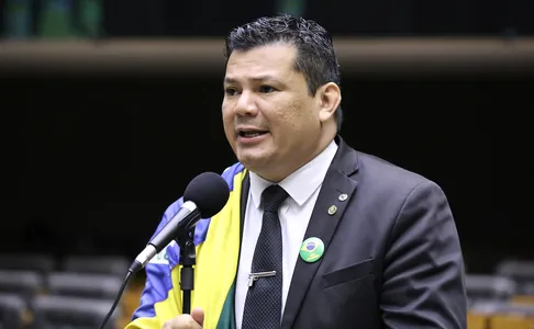 Gilvan da Federal (PL-ES) é alvo de investigação interna