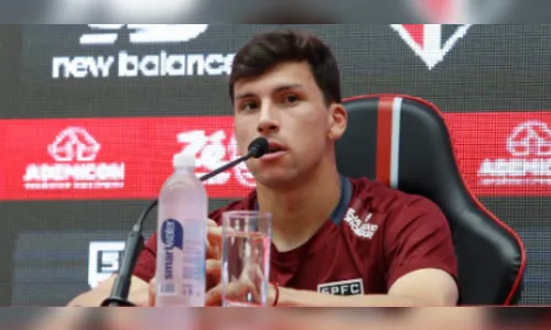 São Paulo apresenta Gonzalo Tapia após vitória no clássico