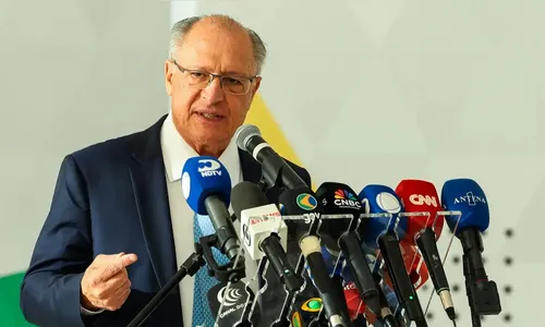 Governo busca negociação com EUA e pede apoio de empresários