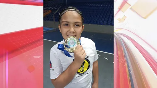 Laurinha é bicampeã estadual de capoeira