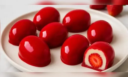 Saiba como fazer um morango do amor, nova receita viral da internet