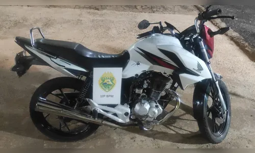 Jovem sem CNH é pego pela PM ao ser flagrado empinando em Califórnia