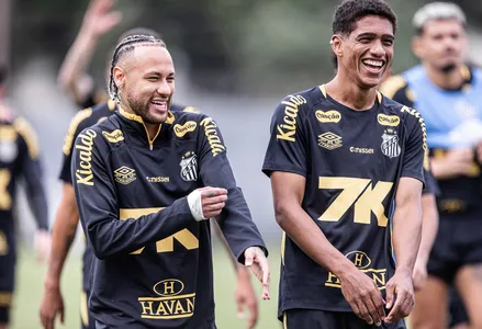 Neymar volta a campo no amistoso entre Santos e Desportiva, em jogo que também marca estreia de reforços antes da retomada da Série A