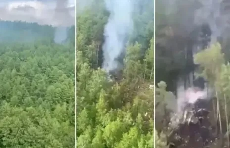 O avião transportava 49 pessoas