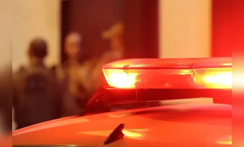 Suspeito volta para dar mais tiros ao ver ambulância chegando no PR