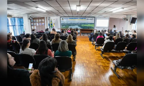 Prefeitura capacita APMFs sobre transparência na gestão de recursos