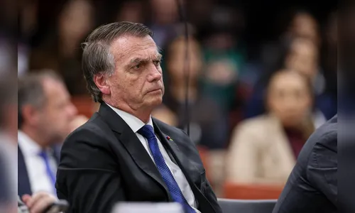 PGR quer Bolsonaro condenado a 43 anos de prisão