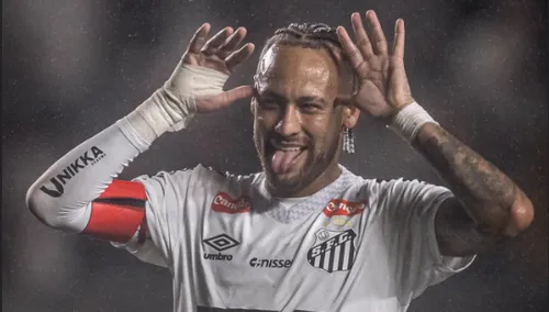 Pressionado e com reforços no time, Santos aposta em Neymar para tentar surpreender o Flamengo, que lidera o Brasileirão mas vive instabilidade nos bastidores.