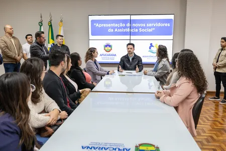 Rodolfo chama servidores