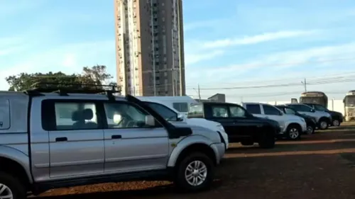 São 33 veículos conservados com documentação regular e 4 sucatas, para reaproveitamento de peças