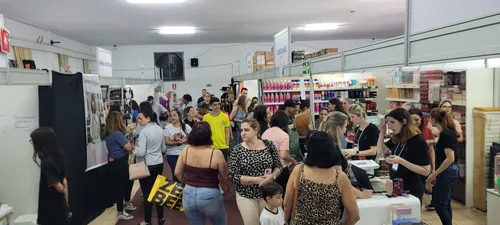 Segundo o presidente da Acia, Elio Pinto, dos 108 estandes, restam apenas seis disponíveis