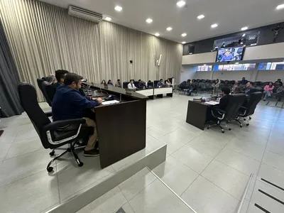 Sessão extraordinária nesta segunda-feira (28)