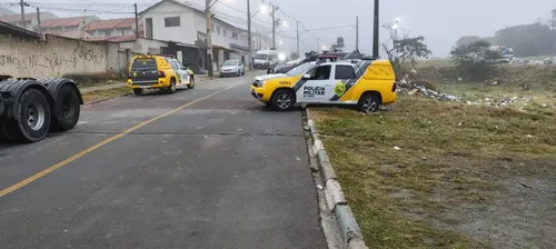 Troca de tiros ocorreu durante cumprimento de mandados de busca e apreensão