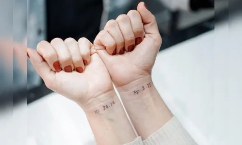 Igreja causa polêmica ao promover tatuagem coletiva