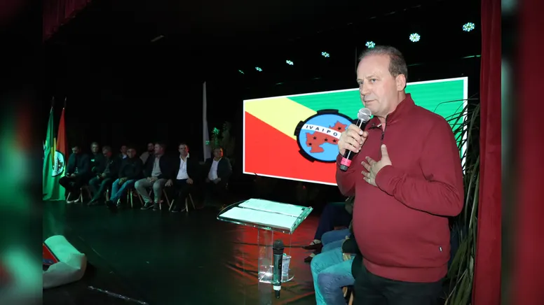 Prefeito de Ivaiporã, Carlos Gil (PSD)