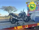 Motociclista fica ferida após acidente na PR-445 em Arapongas