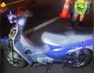 Moto com placas de Arapongas se envolve em acidente em Londrina