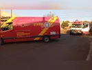 Motociclista bate em carro estacionado e fica ferido em Apucarana