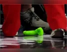 Jovens são presos após jogarem pênis de borracha em jogos da WNBA