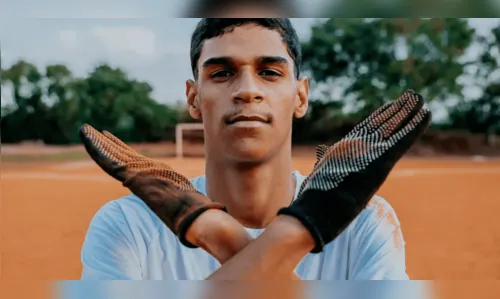 Luva de Pedreiro é internado e diagnóstico preocupa