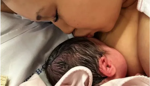 A mulher falhou em um chamado “teste de competência parental”.