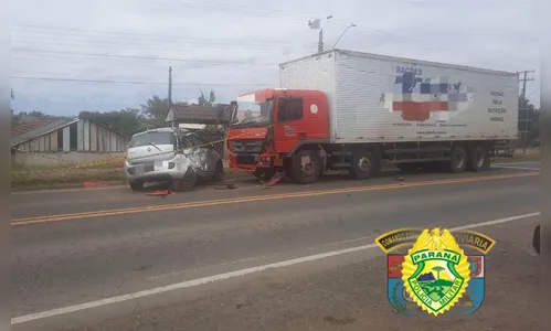 Colisão na PR-160 deixa uma mulher morta no Norte Pioneiro