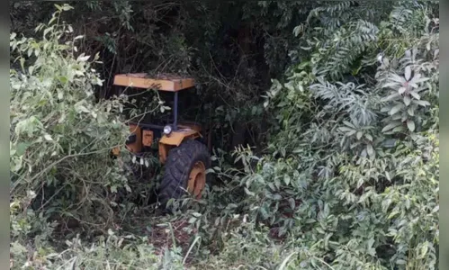 Homem morre após batida entre trator e carreta na PR-487