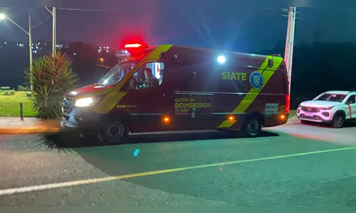 Colisão entre carro e bicicleta motorizada deixa adolescente ferido